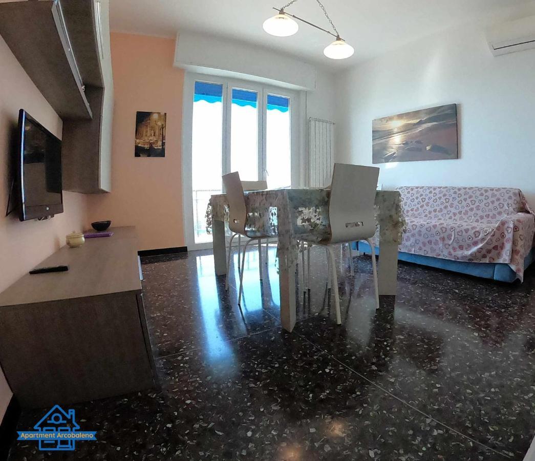 Апартаменты Apartament Arcobaleno A 500 Metri Dal Mare Альбиссола-Марина Экстерьер фото